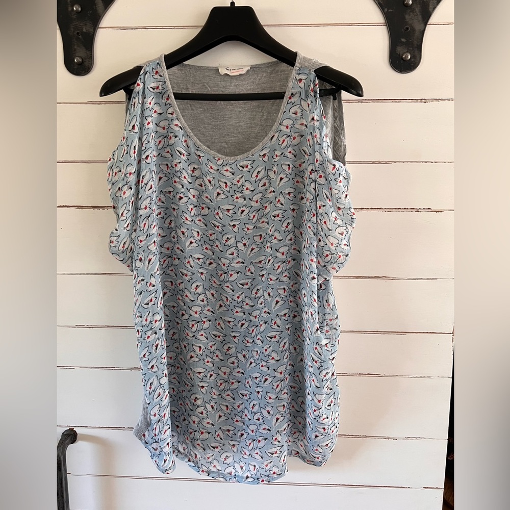 Cold shoulder style blouse